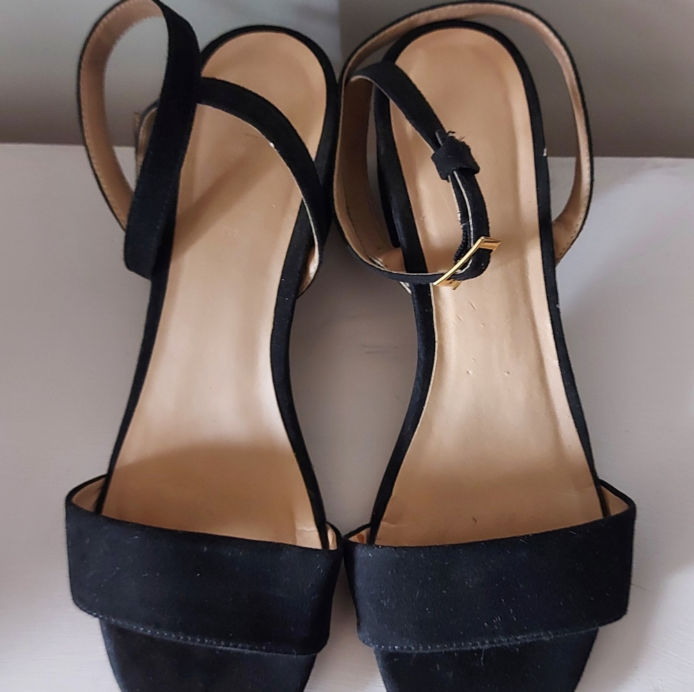 Dynamite sandals